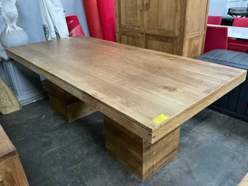 Table de salle à manger