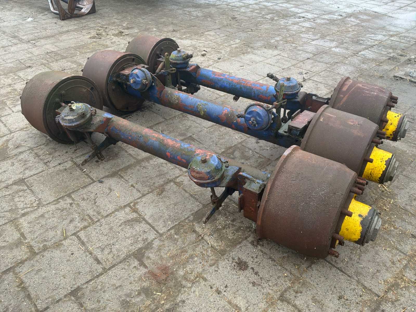 Knorr truck axle 12 tons (3x)