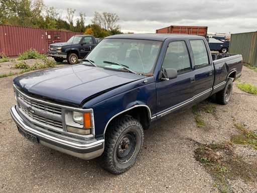 1998 Chevrolet Cheyenne Pick Up Crewcab Passenger Car