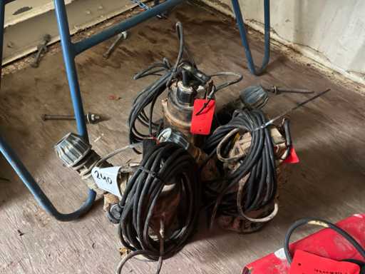 Submersible pump (3x)