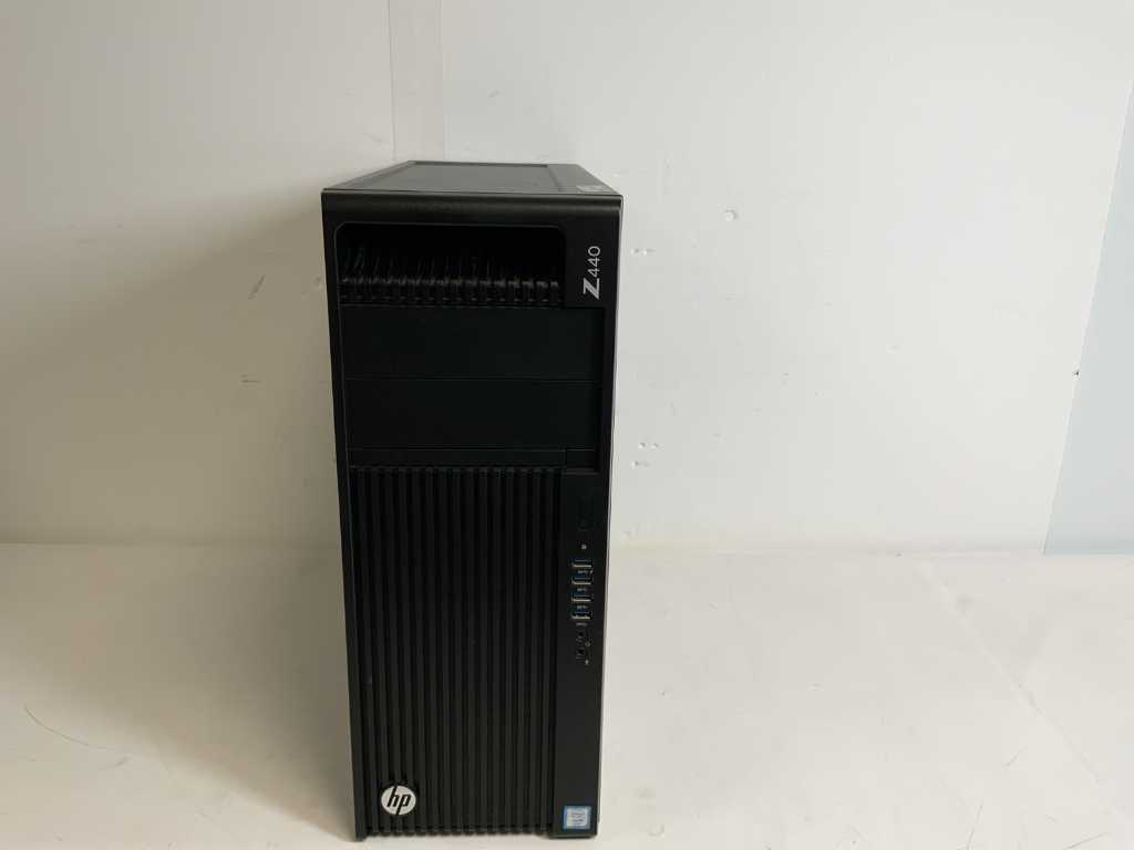 HP Z440, Xeon(R) CPU E5-1650 v3, 32 GB RAM, keine Festplatte, NVIDIA Quadro K620 2 GB WorkStation