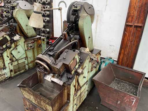 1978 ZOM D6 Boutvormmachine