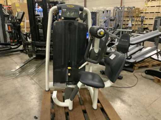 Technogym selection line lowerback Krachtstation
