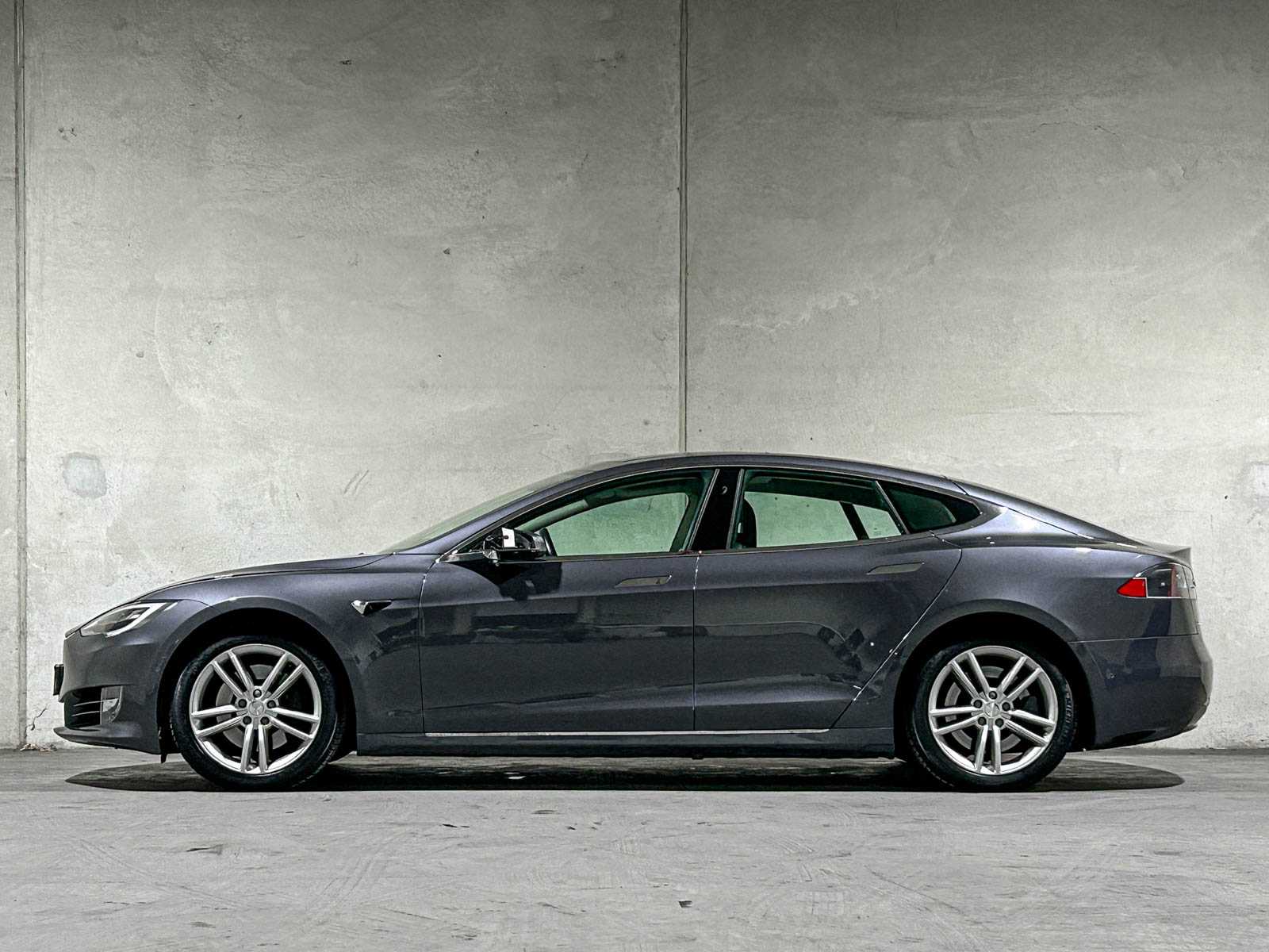 Tesla Model S 75D Base 333pk 2018 (Origineel-NL), RZ-492-N