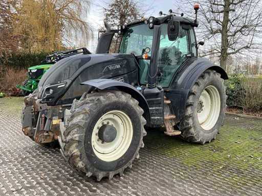 2016 Valtra T174ES Vierwielaangedreven landbouwtractor