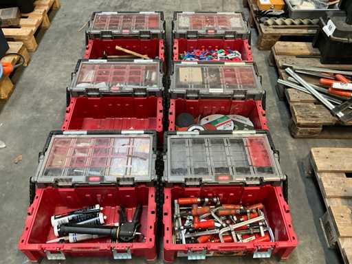 Boîte à outils Keter en porte-à-faux (6x)