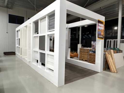 Stores-abri et store-roller showroom
