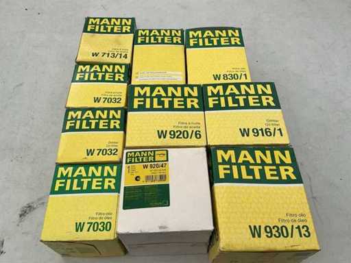 Lotti vari inclusi filtri olio per auto