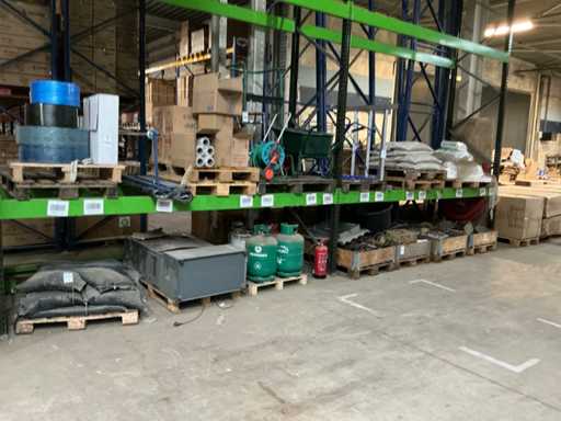 Un lot de echipamente pentru antreprenori