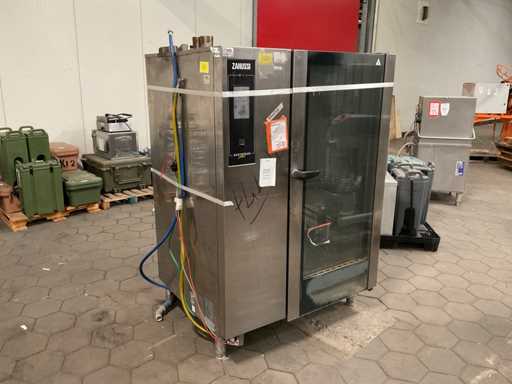 Zanussi Easy Steam Plus Piekarnik Gazowy Konwekcyjny