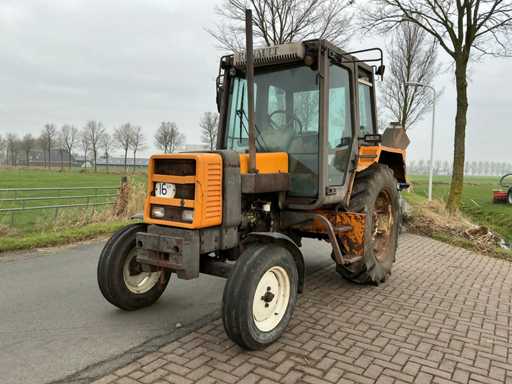 Renault 80-12 tx Tracteur agricole à deux roues motrices