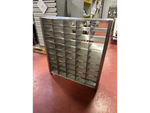 Edelstahl-Aufbewahrungsschrank mit Schließfächern