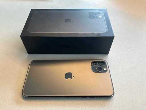 Apple iPhone 11 Pro Max Smartphone