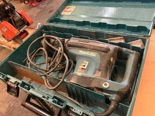 MAKITA HM 1213C Demolition Hammer