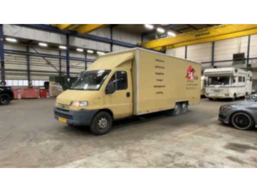 c1990ee3-50cc-4c6c-97bc-257c75e72df8.mp4