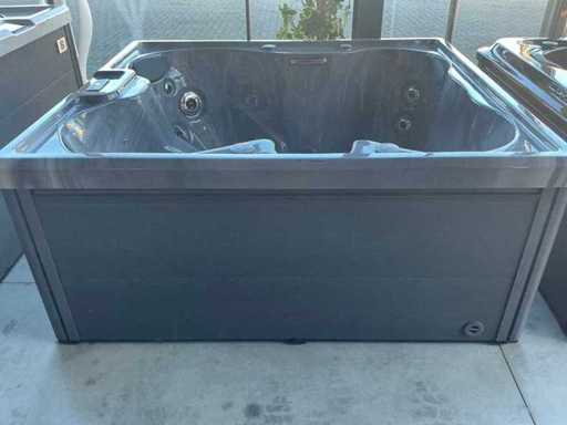 Jacuzzi Bellagio Spa