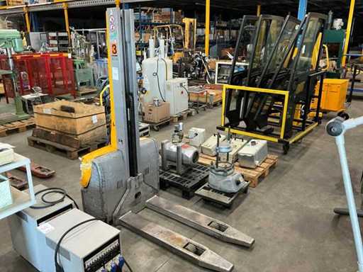 2003 Jungheinrich Swift MC10 Stacker