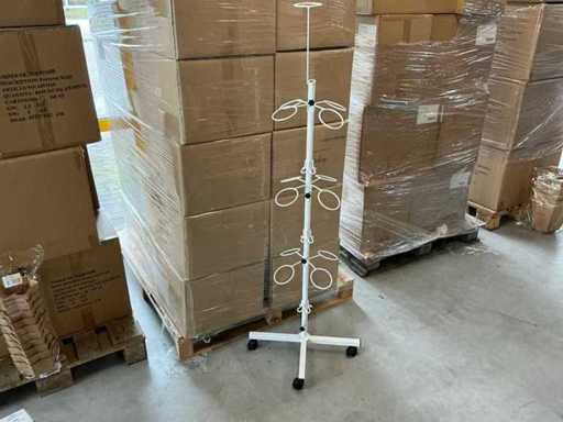 Partij Grafvazenstandaarden op wielen H151,5cm (36x)