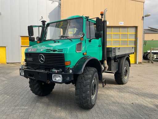 Mercedes-Benz Unimog vrachtwagen