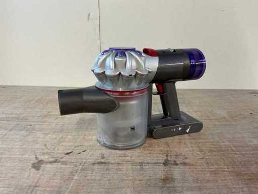 Odkurzacz drążkowy Dyson V8