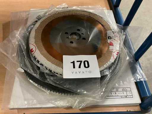 Various saw blades (7x)