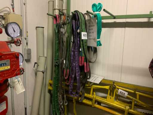 lot de sangles et chaînes de levage