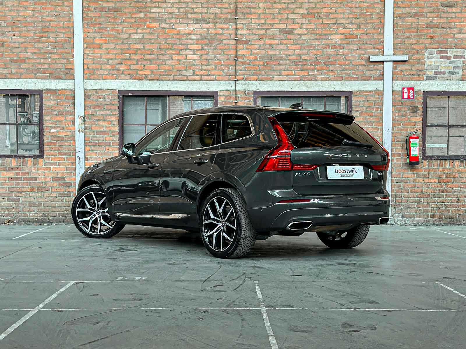 Volvo XC60 2.0 T8 Twin Engine AWD Inscription R-Design 303pk 2019, R-244-TZ