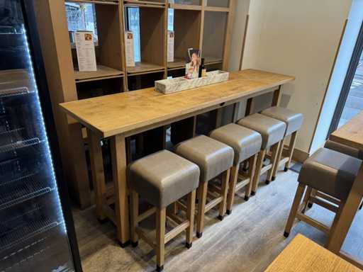 Capanne - Tavolo bar con sovrastruttura in marmo