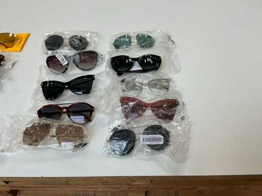 Occhiali da sole Tom Ford (10 volte)