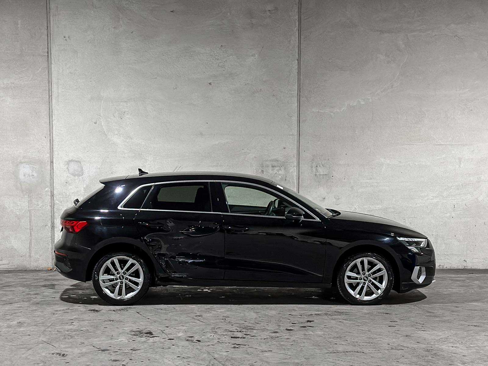 Audi A3 Sportback 30 TFSI S tronic Advanced Edition 5D 110pk 2022 (Origineel-NL), P-268-BP