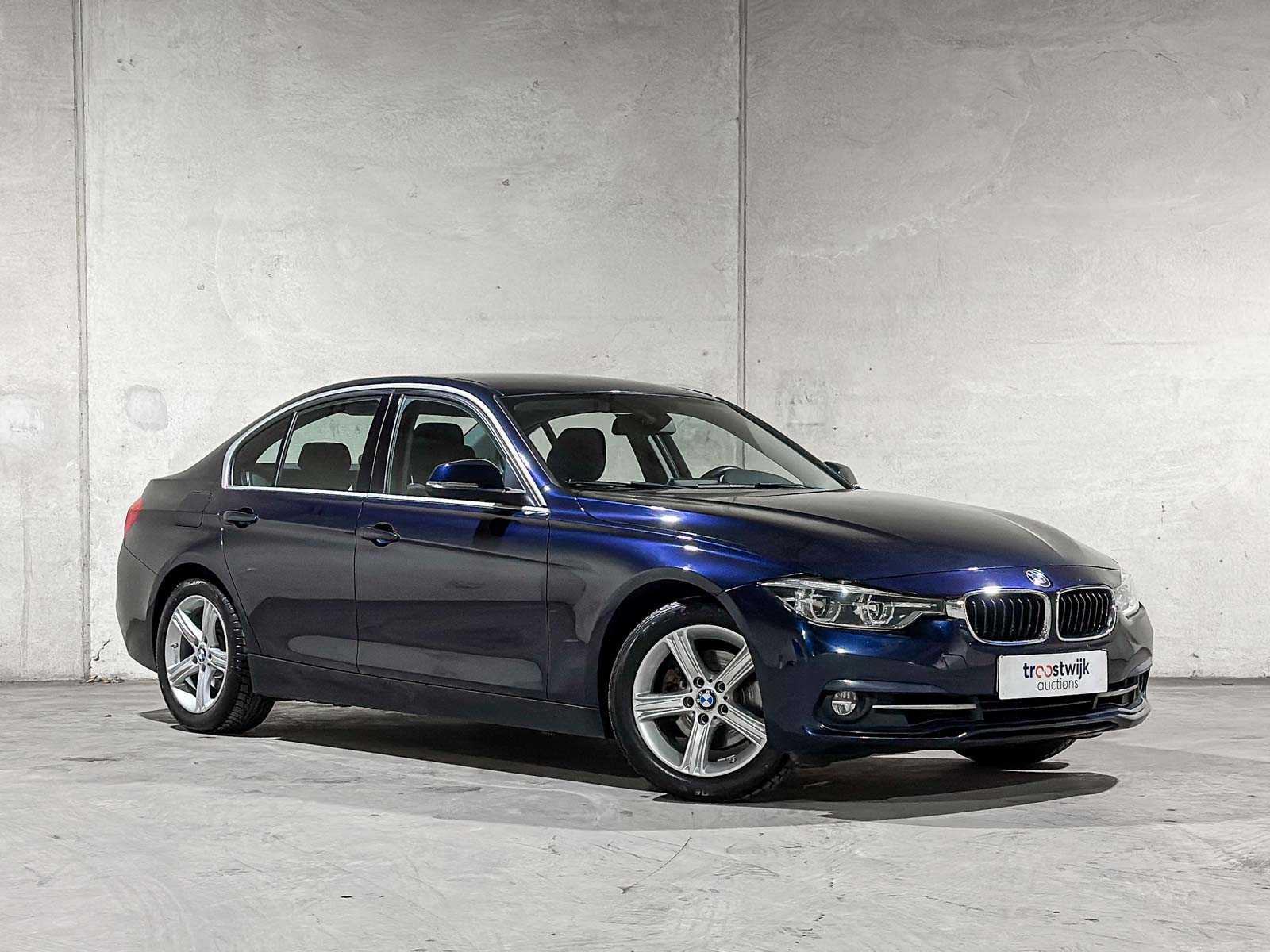 BMW 330e Centennial Executive 3-serie 252pk 2016 (Origineel-NL), KL-859-S