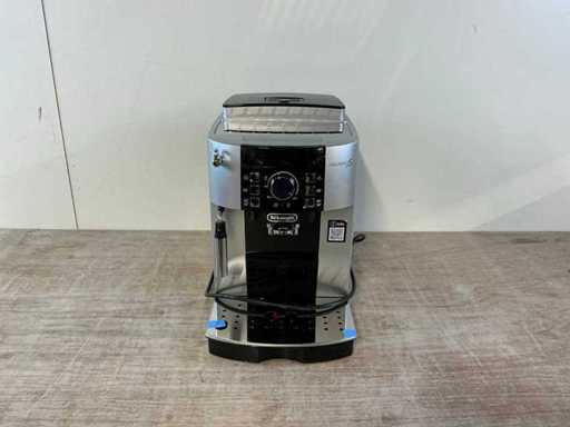 Macchine da caffè e espresso DeLonghi Magnifica S ECAM21.117.SB