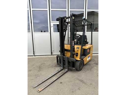 Caterpillar - EP16KT - 2001 - Forklift
