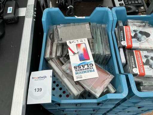 Partij Gsm hoesjes circa 100 stuks