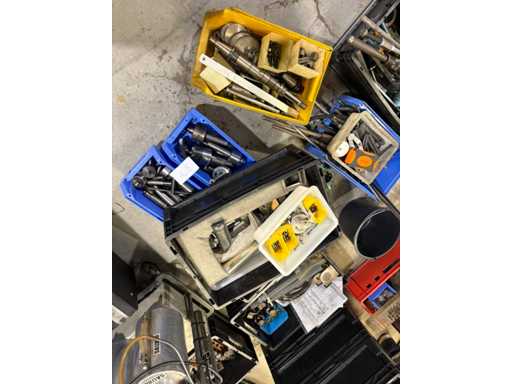 Mixed Lot Machine Accessories & Tool Parts – Centering Tips, Mandrels, Gears, Clamping Arms – Used