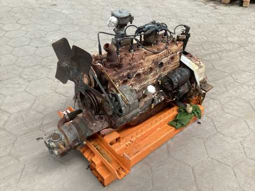 Allis Chalmers F 245 8501 500005 Benzinemotor