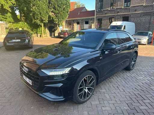 Véhicule commercial Audi SQ8
