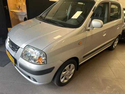Hyundai - 2005 - Atos - 1.1i Dynamic Automatic - 72-RP-NB