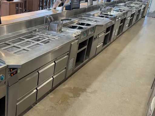 Établi réfrigéré et ligne de salade (C)