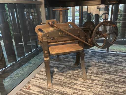 KARL KRAUSE Mașină de tăiat hârtie