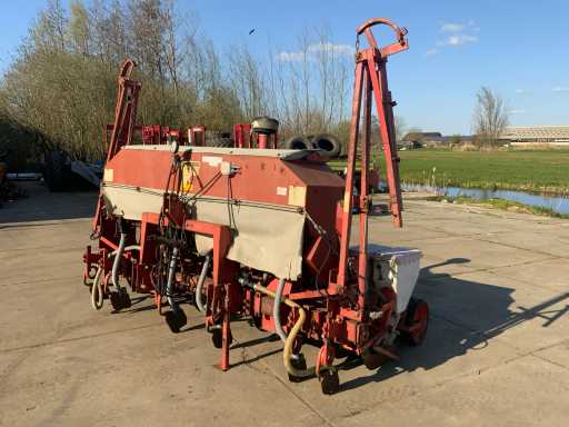 Semoir Becker Aeromat T6Z