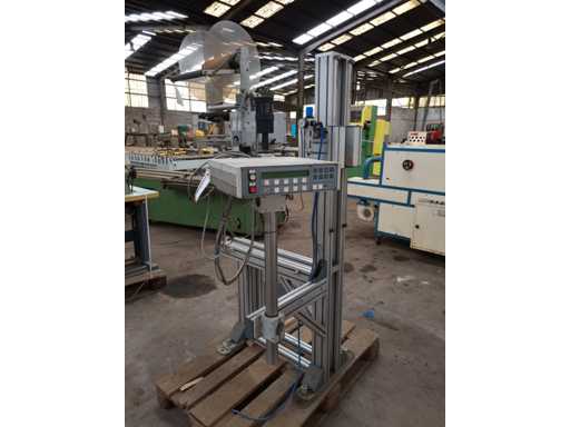 MINI TECH MR 233 Labeling Machine - 2005