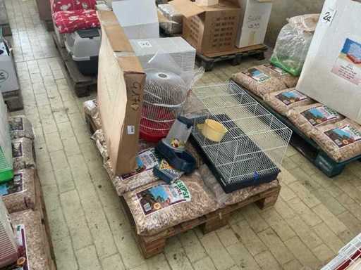 Stock of various accessories for animals