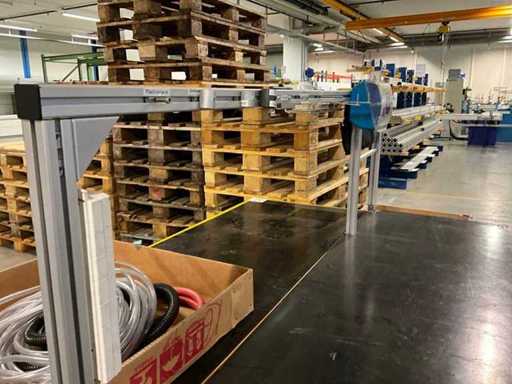 Garant workbenches with body and office chair