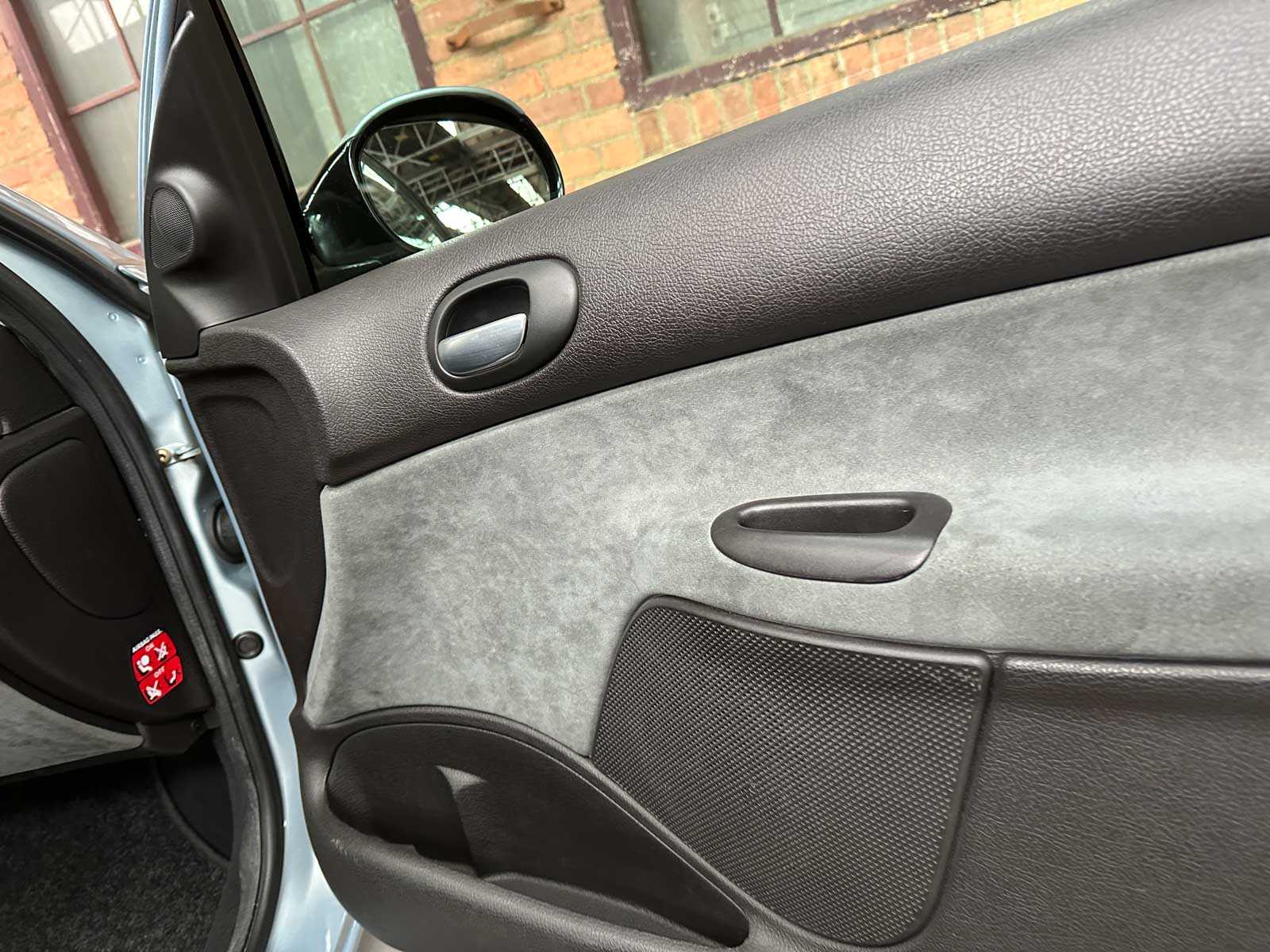 Peugeot 206 2.0-16V GTI 134pk 2004, 33-NS-VN