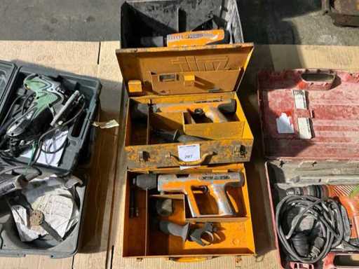 Marteau actionné par poudre à crachat (3x)