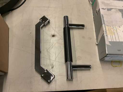 Maniglia a parete (2x)