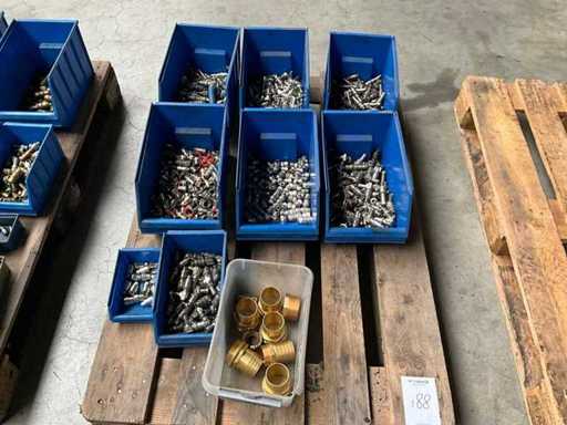 Divers raccords pneumatiques