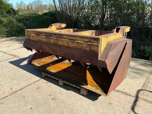 Zawieszenie Volvo Verachtert Pelican Bucket