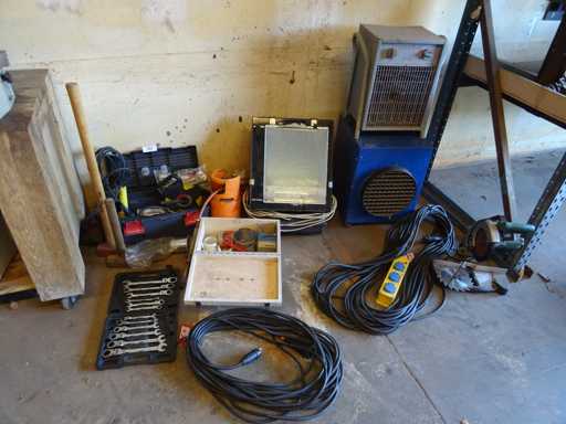 Lotto di utensili e accessori